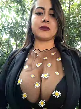 Oryk    online show from December 17, 2024, 9:05 pm