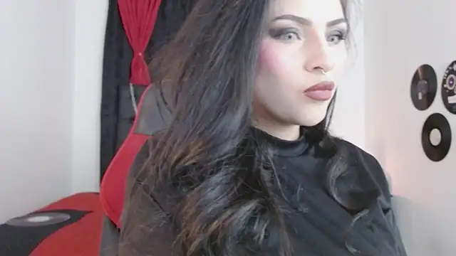 misslombana online show from February 7, 2025, 5:31 am