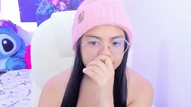 esmeralda112 online show from January 18, 2025, 7:26 pm