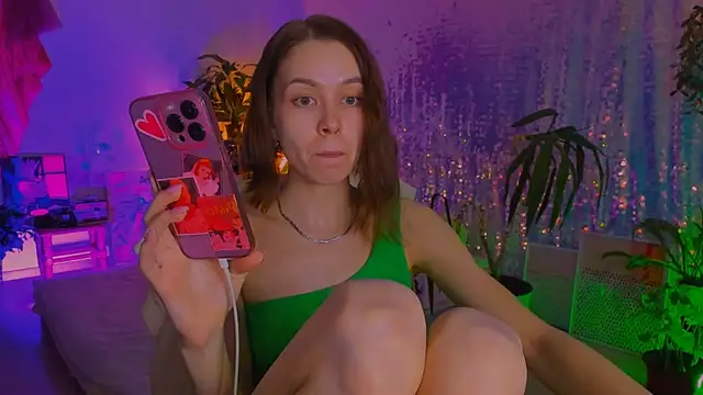 poli   online show from April 9, 2026, 6:46 pm