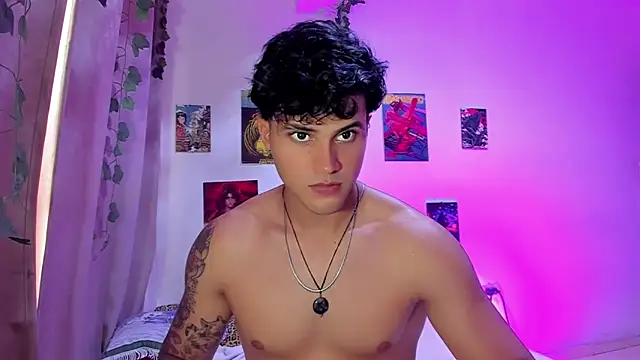 Nekoboy01 online show from December 10, 2024, 9:11 pm