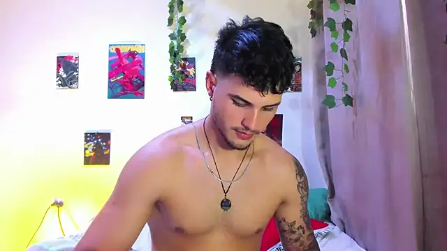 Nekoboy01 online show from January 12, 2025, 9:29 pm