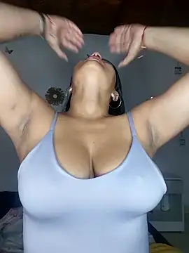 Snapshot of alison_villalobo chatting on June 11, 2026, 2:53 am alison villalobo online show from June 11, 2026, 2:53 am