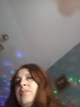 Snapshot of VanezaSmith chatting on April 21, 2026, 7:50 pm VanezaSmith online show from April 21, 2026, 7:50 pm