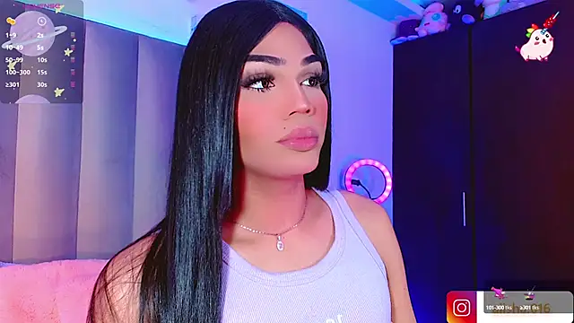 AiishaRose online show from February 3, 2025, 1:08 pm