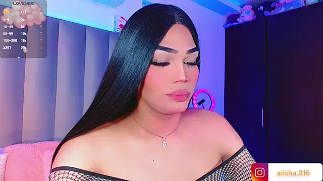 AiishaRose online show from February 8, 2025, 1:11 pm