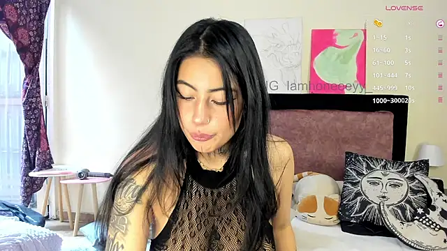 Thedollhoney online show from March 21, 2026, 3:04 pm