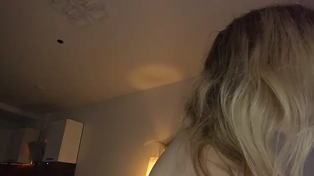 lit asella online show from January 6, 2025, 1:08 pm