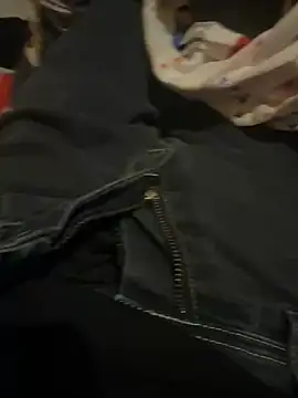 Snapshot of kamel455 chatting on December 25, 2024, 3:38 pm kamel455 online show from December 25, 2024, 3:38 pm