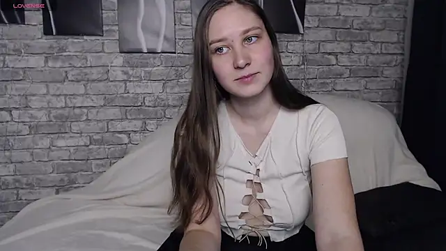 MollyBrams online show from December 12, 2024, 3:59 pm