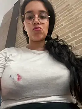 Annya-sweet online show from February 5, 2025, 10:12 pm