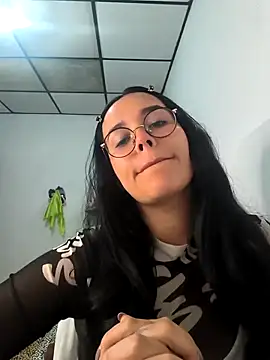 Annya-sweet online show from October 16, 2025, 2:07 pm