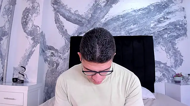 Snapshot of JeffDaltton chatting on May 11, 2026, 12:22 pm JeffDaltton online show from May 11, 2026, 12:22 pm