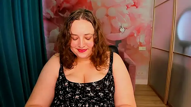 Snapshot of GwenHoward chatting on January 23, 2025, 12:41 pm GwenHoward online show from January 23, 2025, 12:41 pm