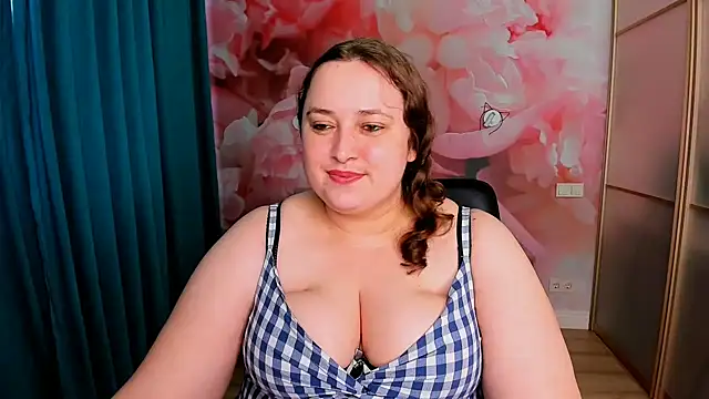 Snapshot of GwenHoward chatting on March 1, 2025, 1:18 pm GwenHoward online show from March 1, 2025, 1:18 pm