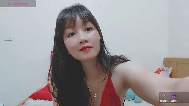 Holygirlsweet777 online show from March 4, 2025, 8:57 am