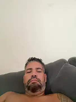 adgato online show from April 4, 2026, 1:52 pm