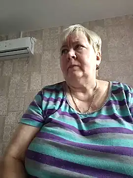 EffectFiona online show from February 7, 2025, 4:37 am