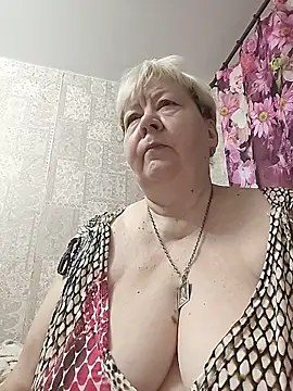 EffectFiona online show from March 15, 2026, 12:38 am