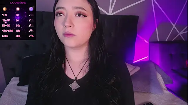 Snapshot of Miss_Loise chatting on March 8, 2025, 12:41 pm Miss Loise online show from March 8, 2025, 12:41 pm