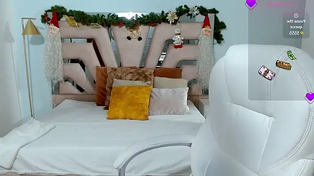 sophia hadid online show from December 17, 2024, 7:26 pm