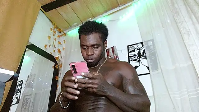 Snapshot of angel_bonbom chatting on May 6, 2026, 11:04 am angel bonbom online show from May 6, 2026, 11:04 am