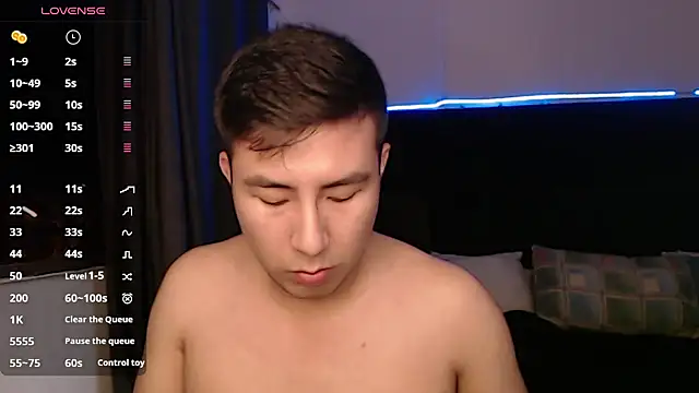 andrewmhilton  online show from September 22, 2025, 5:20 am