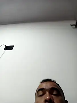 Snapshot of Kratos1289 chatting on December 14, 2025, 4:29 am Kratos1289 online show from December 14, 2025, 4:29 am