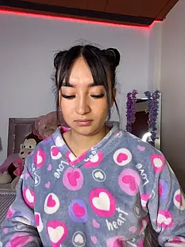  Tammyy online show from November 5, 2025, 1:55 pm