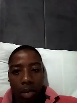 Snapshot of BLACK_BOTTOM03 chatting on January 13, 2026, 4:18 am BLACK BOTTOM03 online show from January 13, 2026, 4:18 am