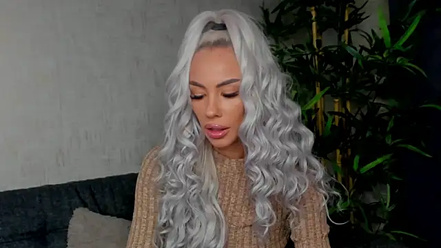 Snapshot of Bailey_Rush chatting on January 25, 2025, 8:00 pm Bailey Rush online show from January 25, 2025, 8:00 pm