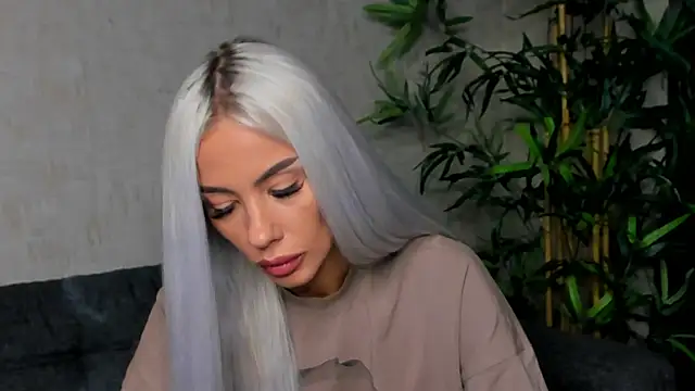 Snapshot of Bailey_Rush chatting on February 6, 2025, 7:29 pm Bailey Rush online show from February 6, 2025, 7:29 pm