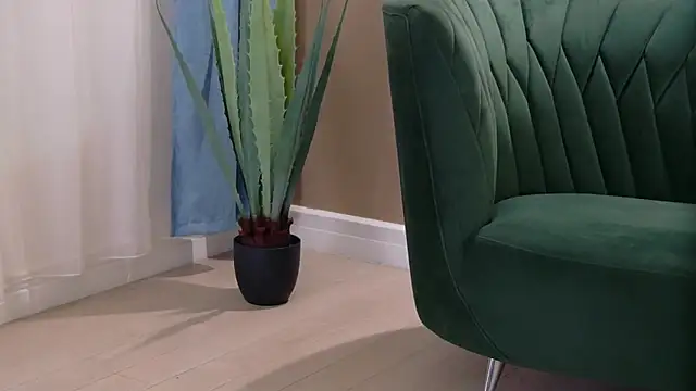 Snapshot of Bailey_Rush chatting on November 18, 2025, 4:33 pm Bailey Rush online show from November 18, 2025, 4:33 pm