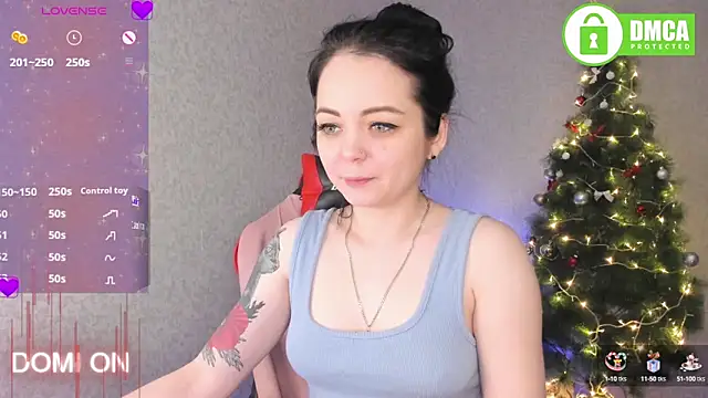 AnnyHoney  online show from December 18, 2024, 4:49 pm