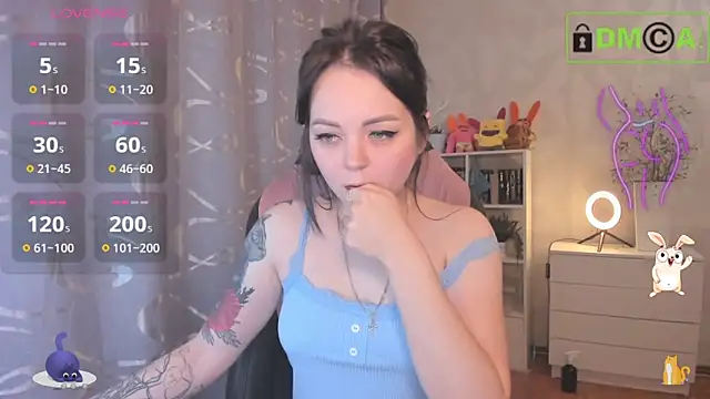 AnnyHoney  online show from October 16, 2025, 11:11 am