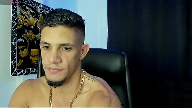 jhonnysnow17 online show from May 9, 2026, 5:23 am