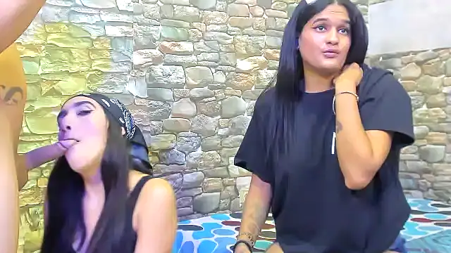 Snapshot of chicamir22 chatting on January 10, 2025, 7:54 pm chicamir22 online show from January 10, 2025, 7:54 pm