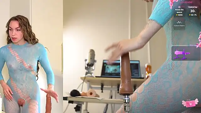 Snapshot of Miss69Ri99 chatting on January 18, 2025, 5:48 pm Miss69Ri99 online show from January 18, 2025, 5:48 pm