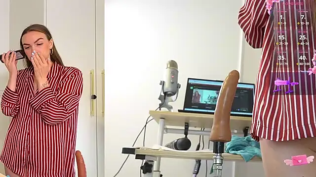 Snapshot of Miss69Ri99 chatting on February 9, 2025, 11:47 am Miss69Ri99 online show from February 9, 2025, 11:47 am