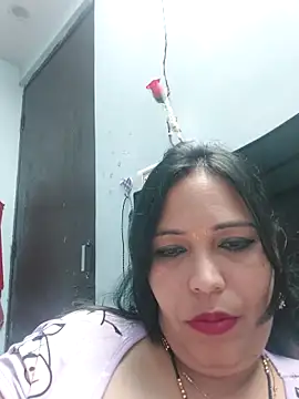 Poojabhabi101 online show from February 27, 2025, 6:07 am