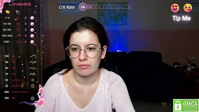 Aminabeatris online show from March 9, 2025, 4:11 pm