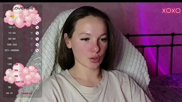 lil luna x online show from December 3, 2024, 5:55 pm