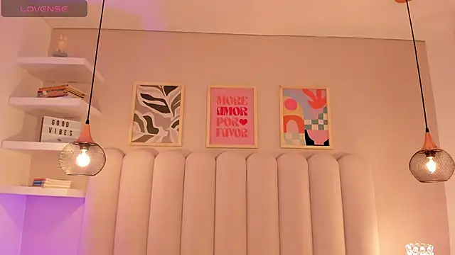 cute  cherry  online show from September 12, 2025, 7:58 pm