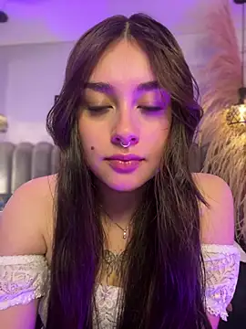 cute  cherry  online show from July 25, 2026, 7:44 pm