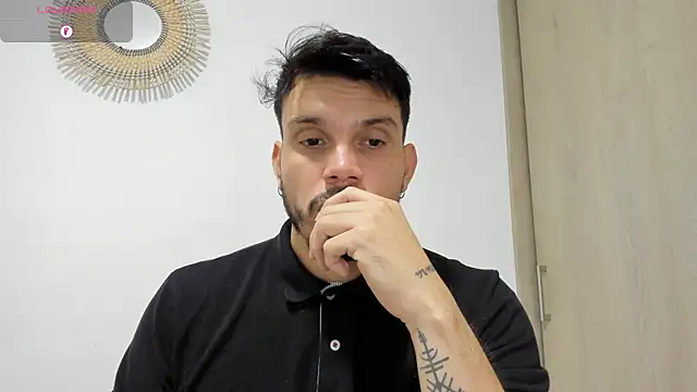 Snapshot of alejandro_stark chatting on December 17, 2024, 7:26 pm alejandro stark online show from December 17, 2024, 7:26 pm