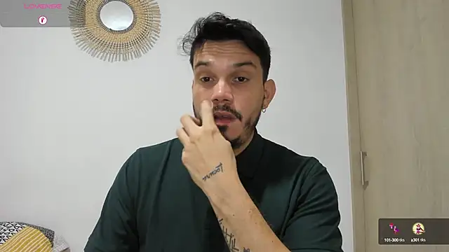 Snapshot of alejandro_stark chatting on December 21, 2024, 1:04 am alejandro stark online show from December 21, 2024, 1:04 am