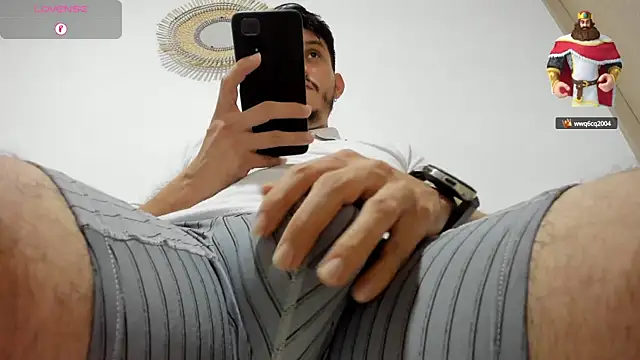 Snapshot of alejandro_stark chatting on December 21, 2024, 9:23 am alejandro stark online show from December 21, 2024, 9:23 am