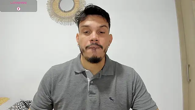 Snapshot of alejandro_stark chatting on December 31, 2024, 10:04 am alejandro stark online show from December 31, 2024, 10:04 am