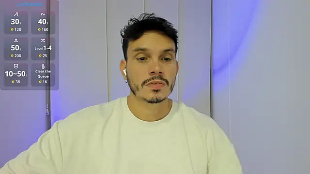 Snapshot of alejandro_stark chatting on October 10, 2025, 4:33 am alejandro stark online show from October 10, 2025, 4:33 am