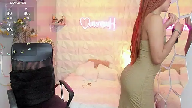 hurrencam online show from October 13, 2025, 1:11 pm